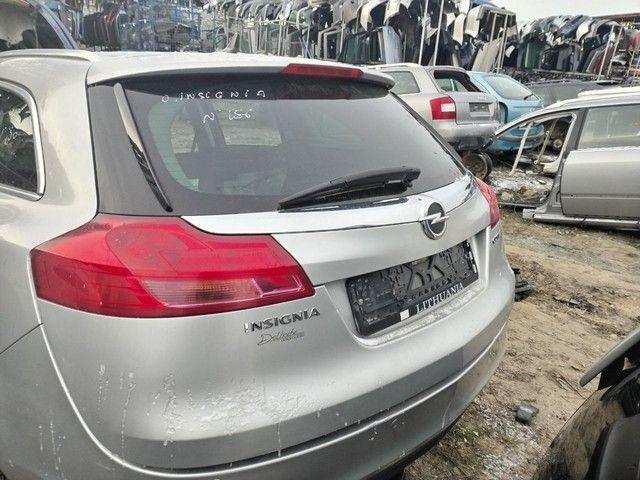 Фонарь крышки багажника левый 2R7O32 Opel Insignia