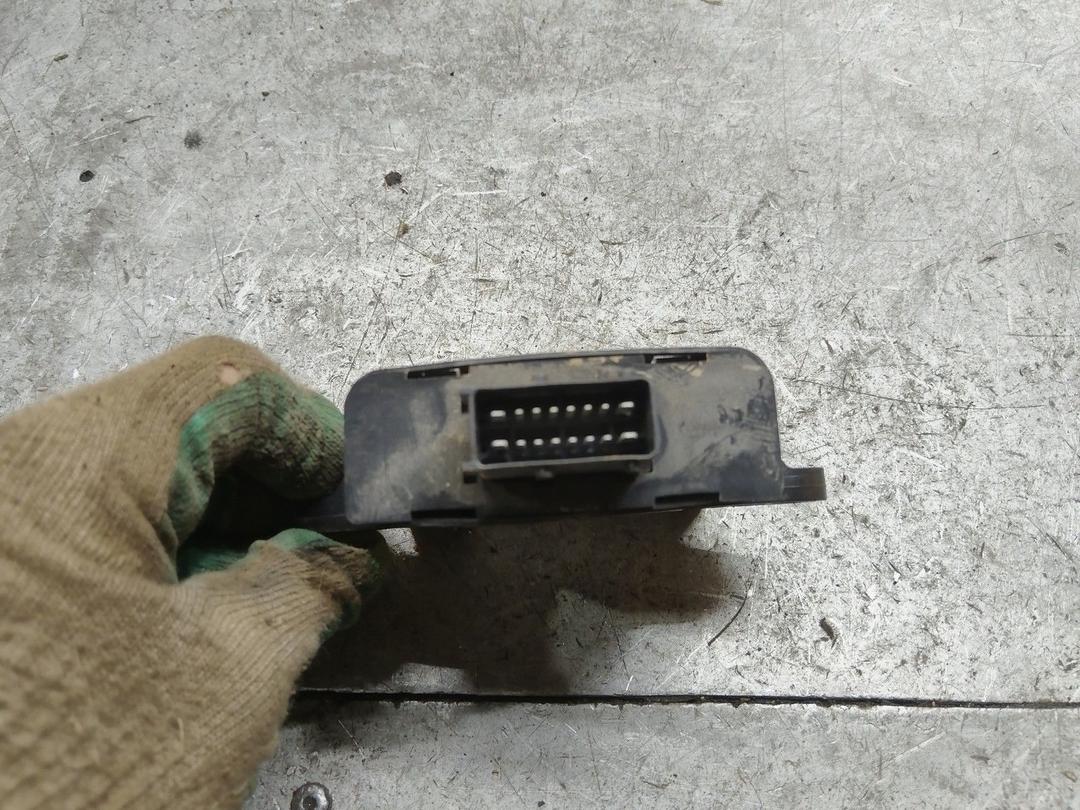 Блок управления топливным насосом GP9BHE Peugeot 607 купить в магазине запчастей бу