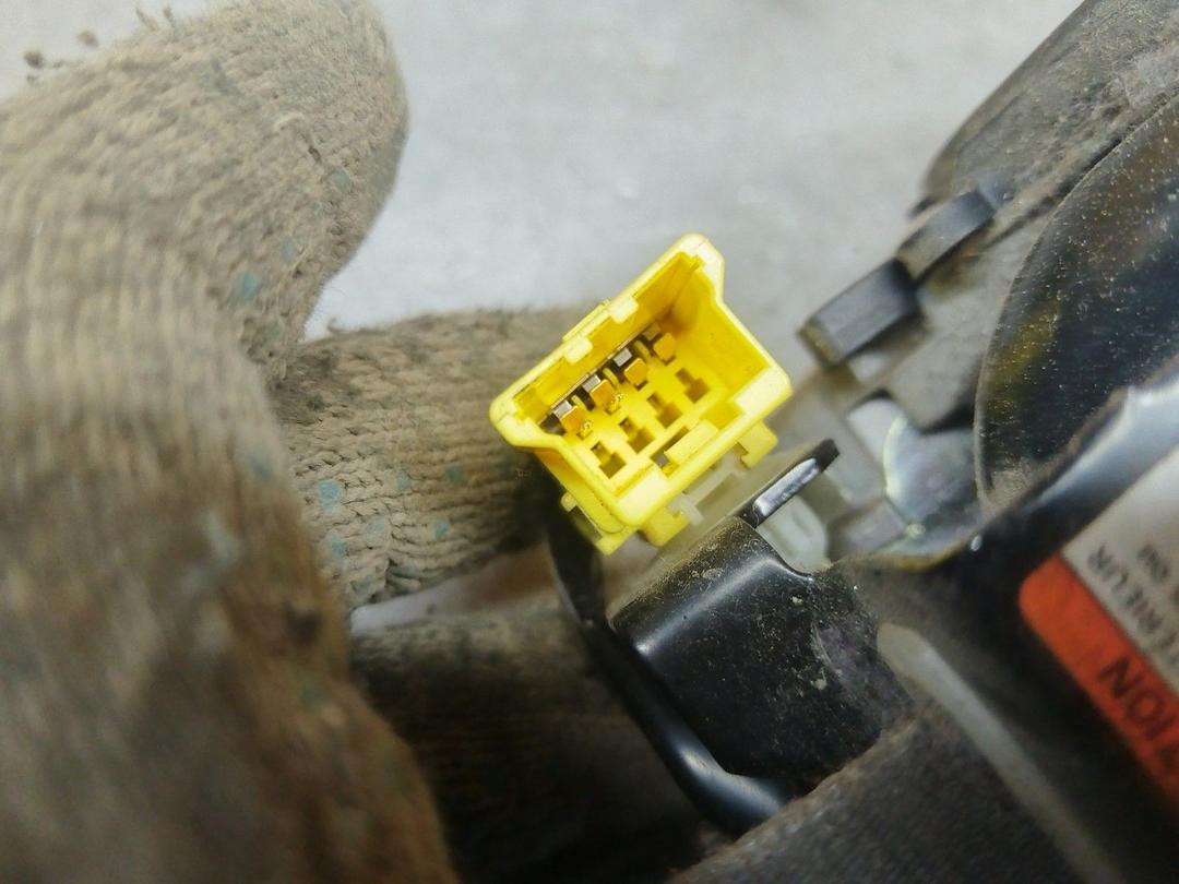 Ремень безопасности передний левый EUC9LM Honda Accord купить с доставкой