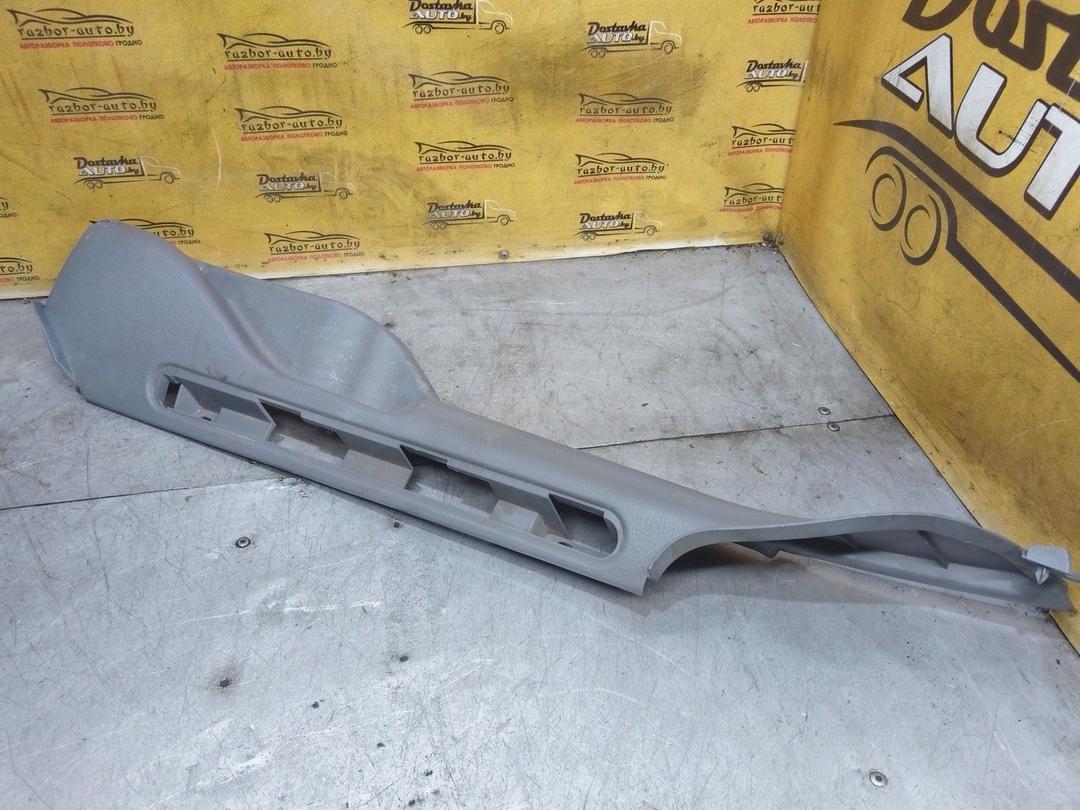 Направляющая шторки багажника (салазки) H0A5B4 Peugeot 406