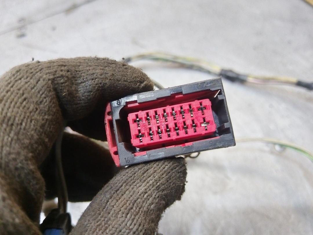 Проводка двери передней правой 822E88 Citroen C5 купить на авторазборке