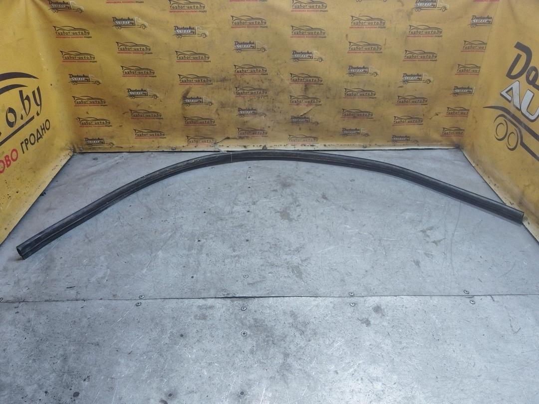 Уплотнитель капота XTUO40 Ford Mondeo