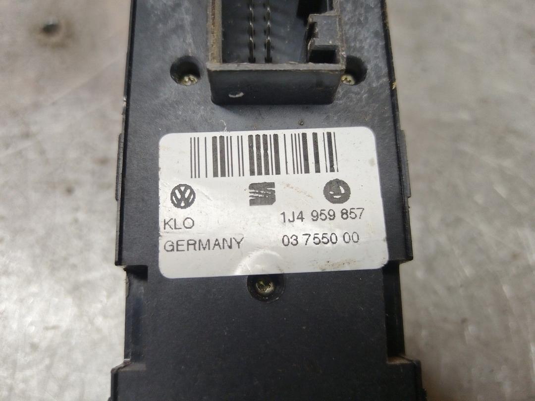 Блок управления стеклоподъемниками ZJOI15 Volkswagen Passat - Фото 4