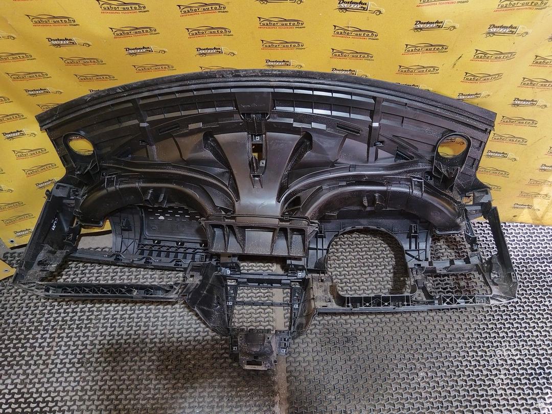 Панель передняя салона (торпедо) 5FY1LD Citroen C4 undefined