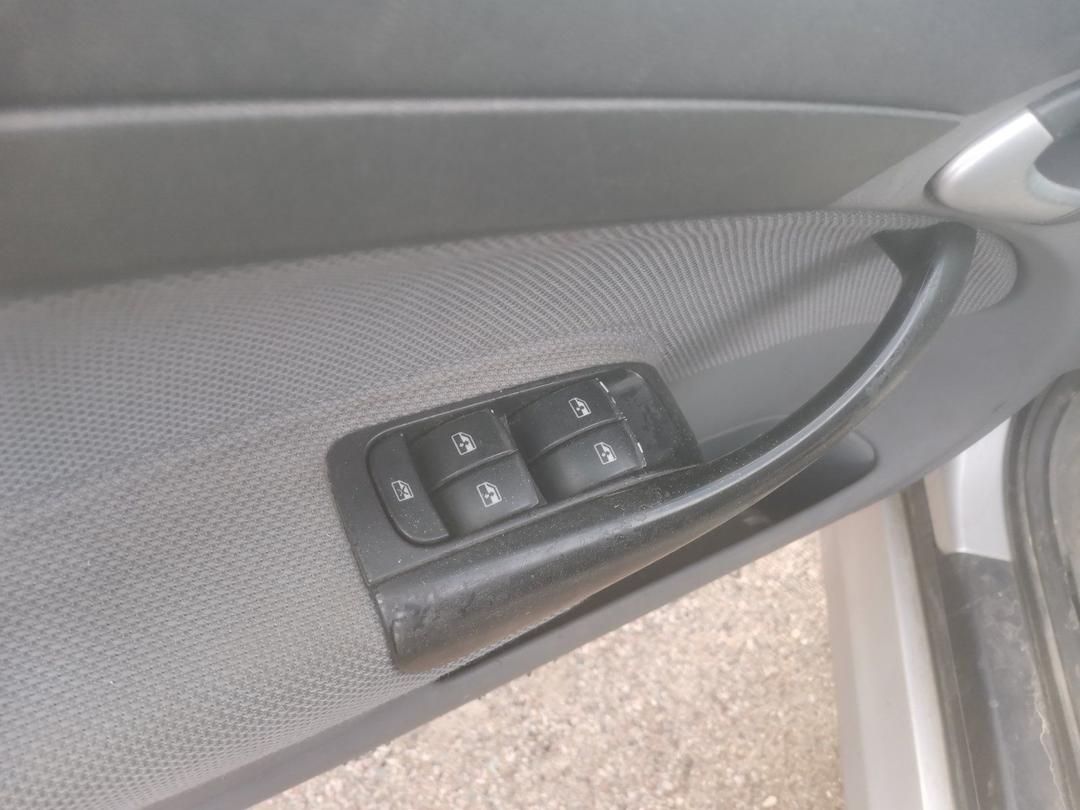 Блок управления стеклоподъемниками CMC2K8 Saab 9-3