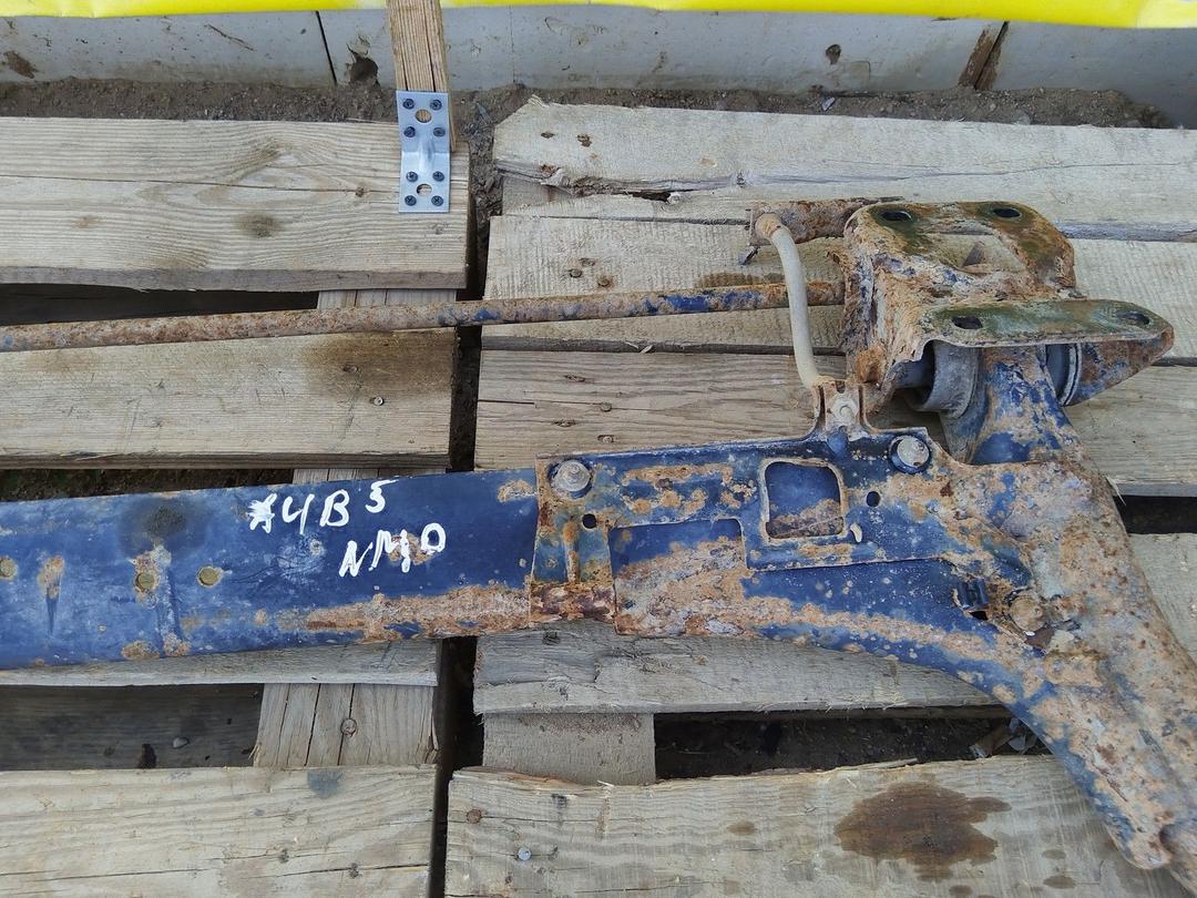 Балка подвески задняя 8LKP9U Audi A4 undefined