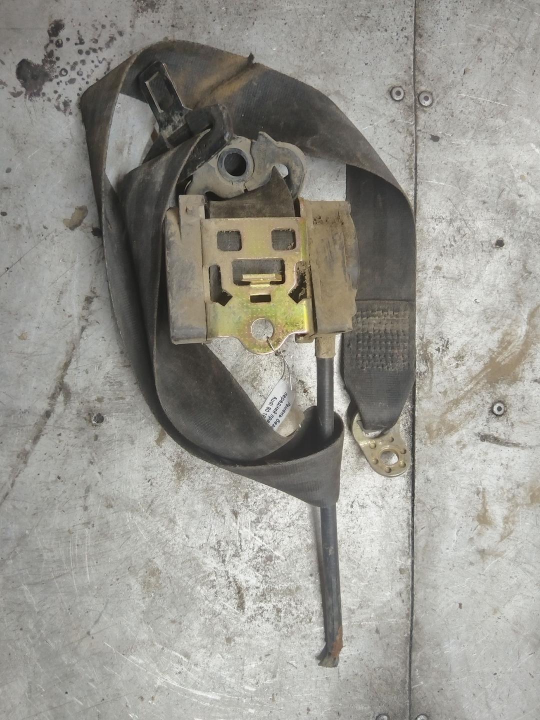 Ремень безопасности передний правый OAJH0A Audi 80 купить в магазине запчастей бу