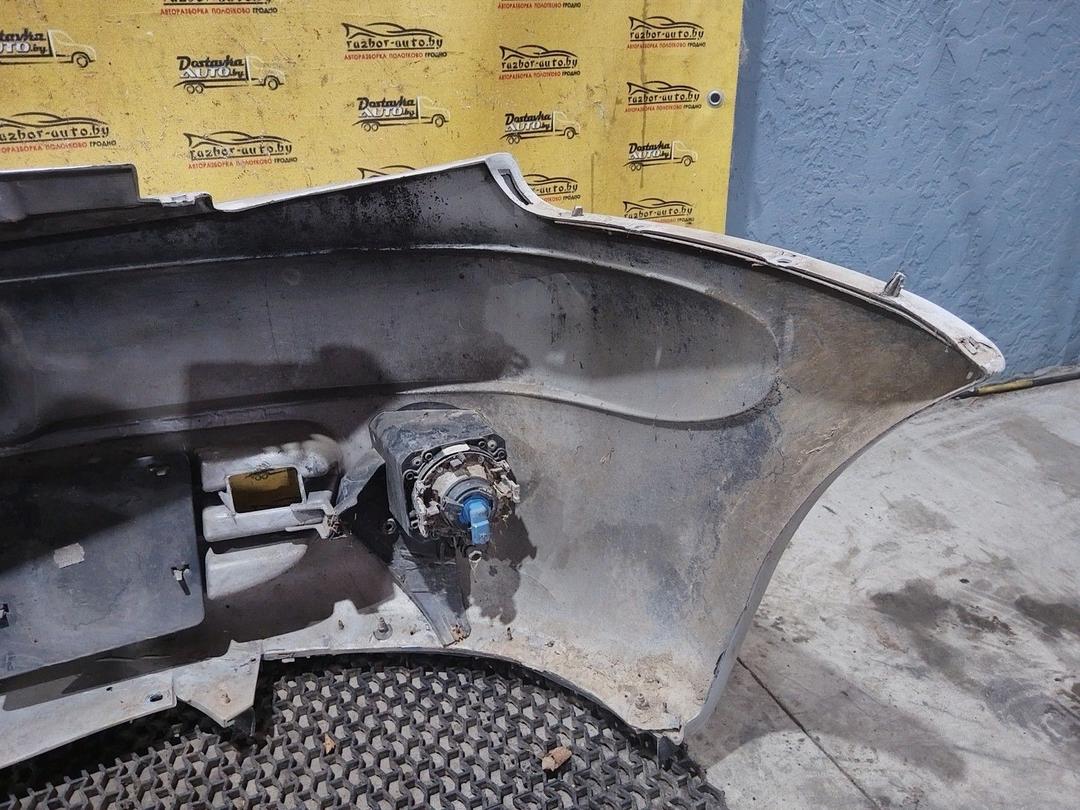 Бампер передний 4YGBHL Citroen Xsara Picasso undefined