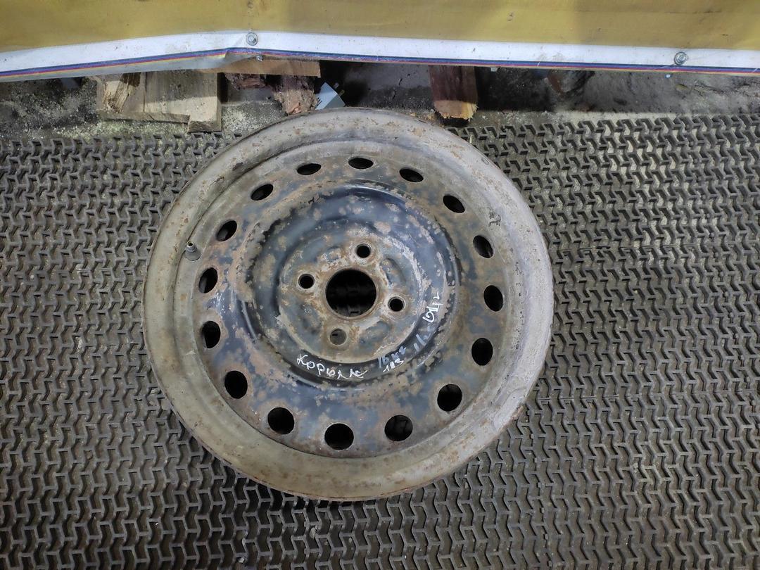 Диск штампованный R15    RH3N8M Toyota Corolla