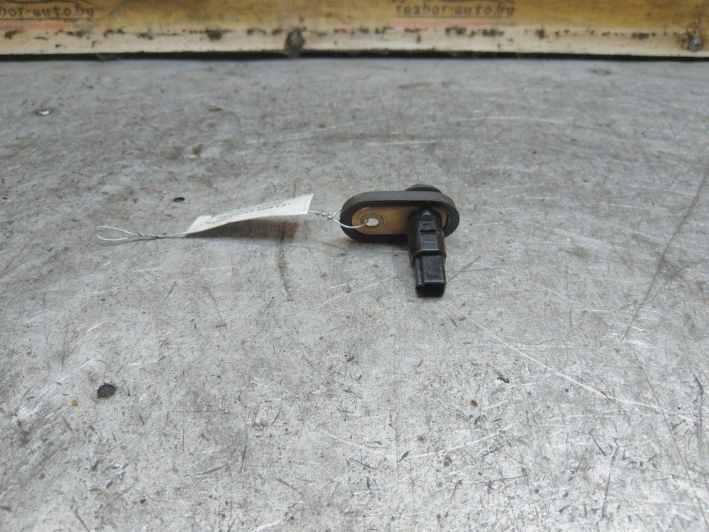 Выключатель концевой (концевик) AZ6J5K Toyota Avensis - Фото 2