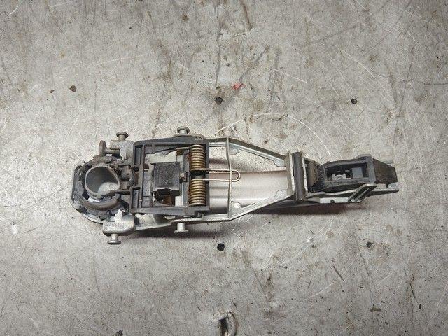 Ручка наружная передняя правая AH7AA9 Skoda Roomster купить с доставкой