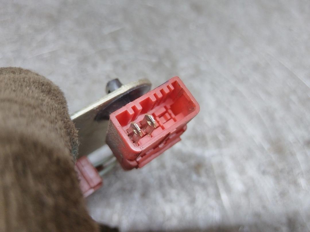 Ручка внутренняя задняя правая 2C14YW Citroen Berlingo купить с доставкой