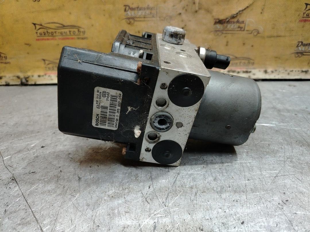 Блок ABS R5OAXU Volkswagen Passat - Фото 3