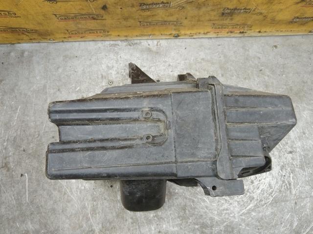 Корпус воздушного фильтра 68QD1N Skoda Roomster - Фото 2