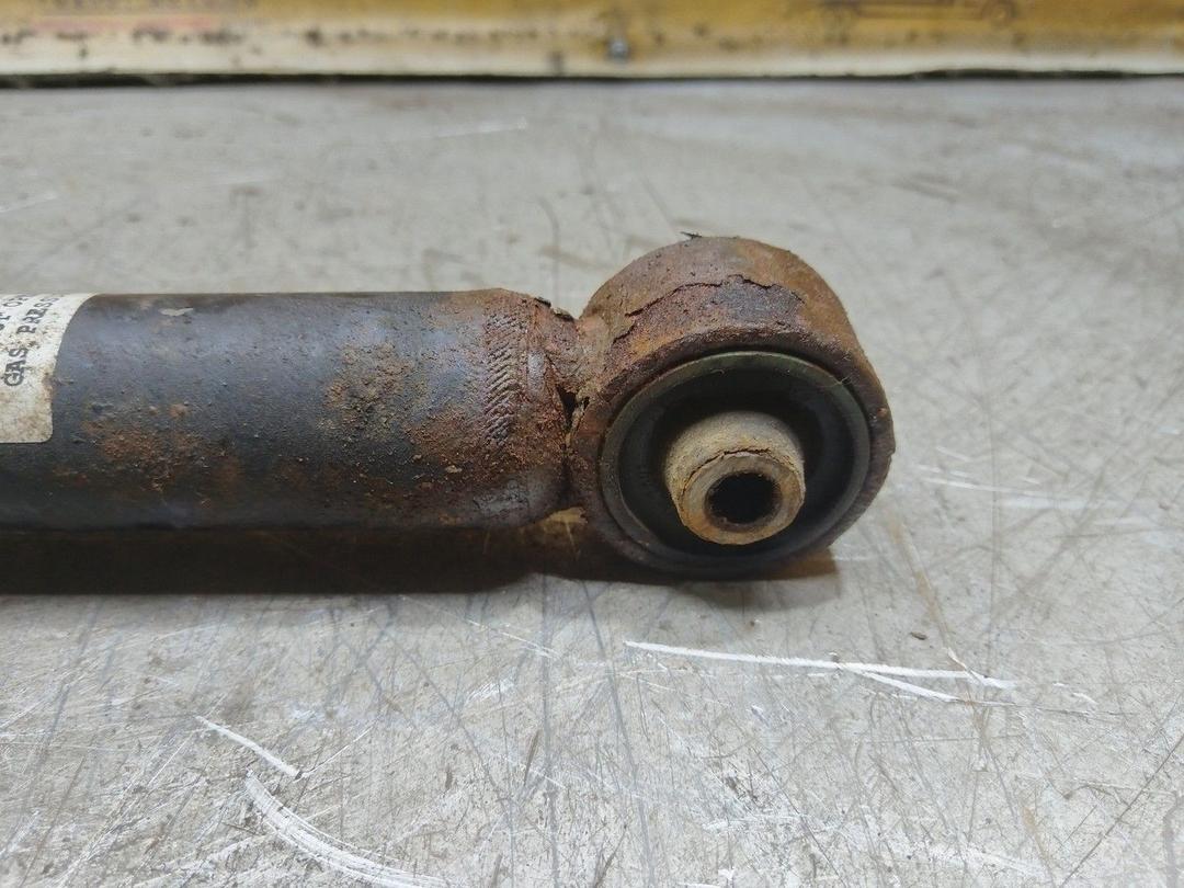 Амортизатор задний левый 7OY1R0 Volkswagen Golf - Фото 2