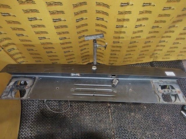 Крышка багажника (дверь 3-5) UEI9G7 Audi 100