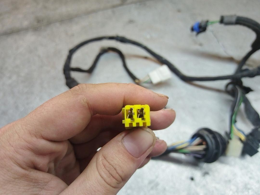 Проводка двери передней левой M2101Q Fiat Multipla купить в магазине запчастей бу