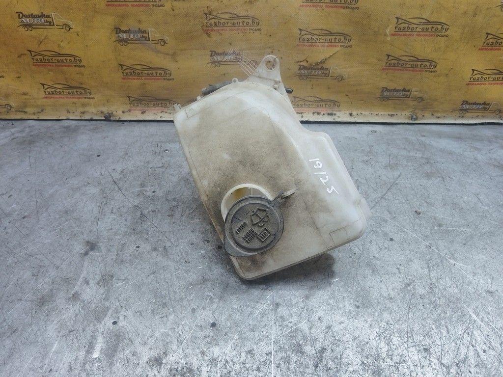 Бачок омывателя 0193N4 Toyota Corolla - Фото 2