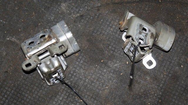 Петля двери передней правой DO0FC7 Renault Scenic