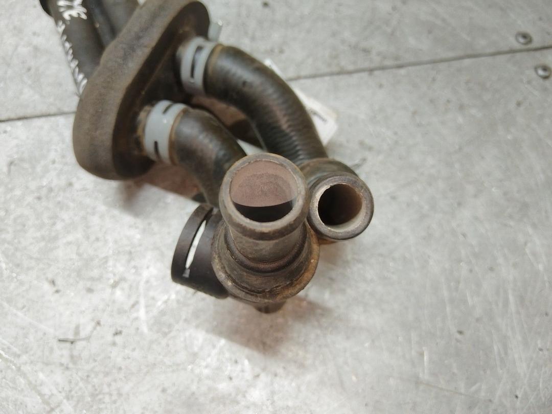 Патрубок отопителя (печки) M42YWQ Seat Alhambra купить