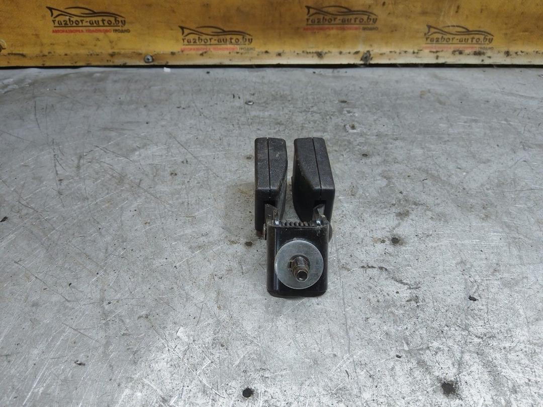 Замок ремня безопасности 8JU1F5 Opel Zafira купить с доставкой