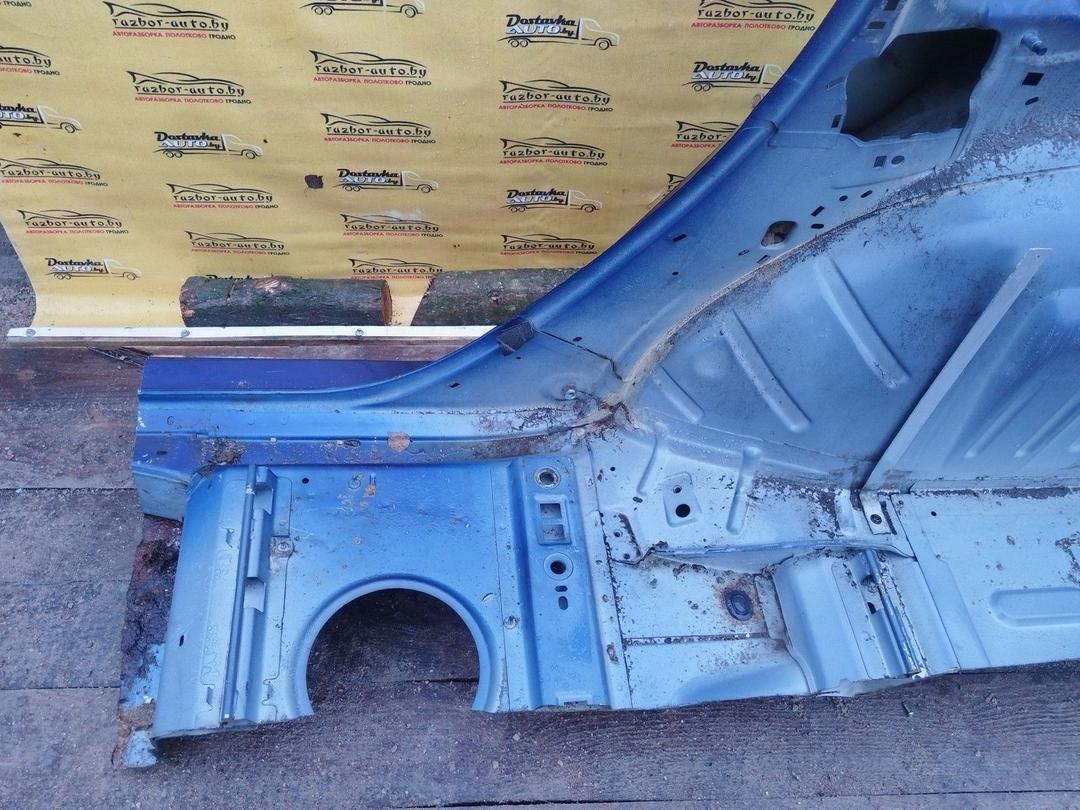 Крыло заднее правое W63L9O Peugeot 307 undefined