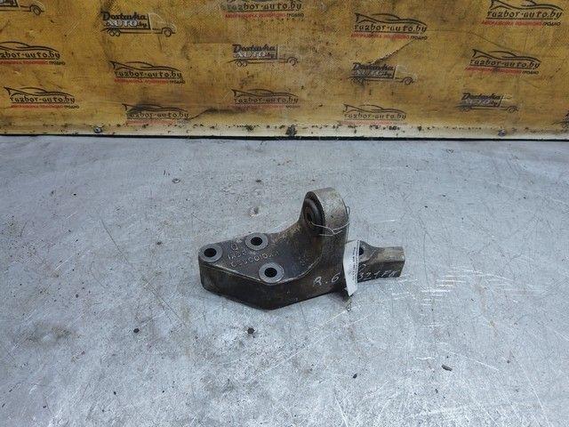 Кронштейн двигателя DI9HUC Rover 600