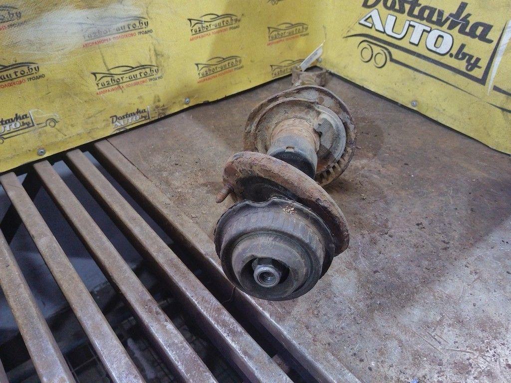 Амортизатор передний левый C9FABF Volkswagen Passat - Фото 4