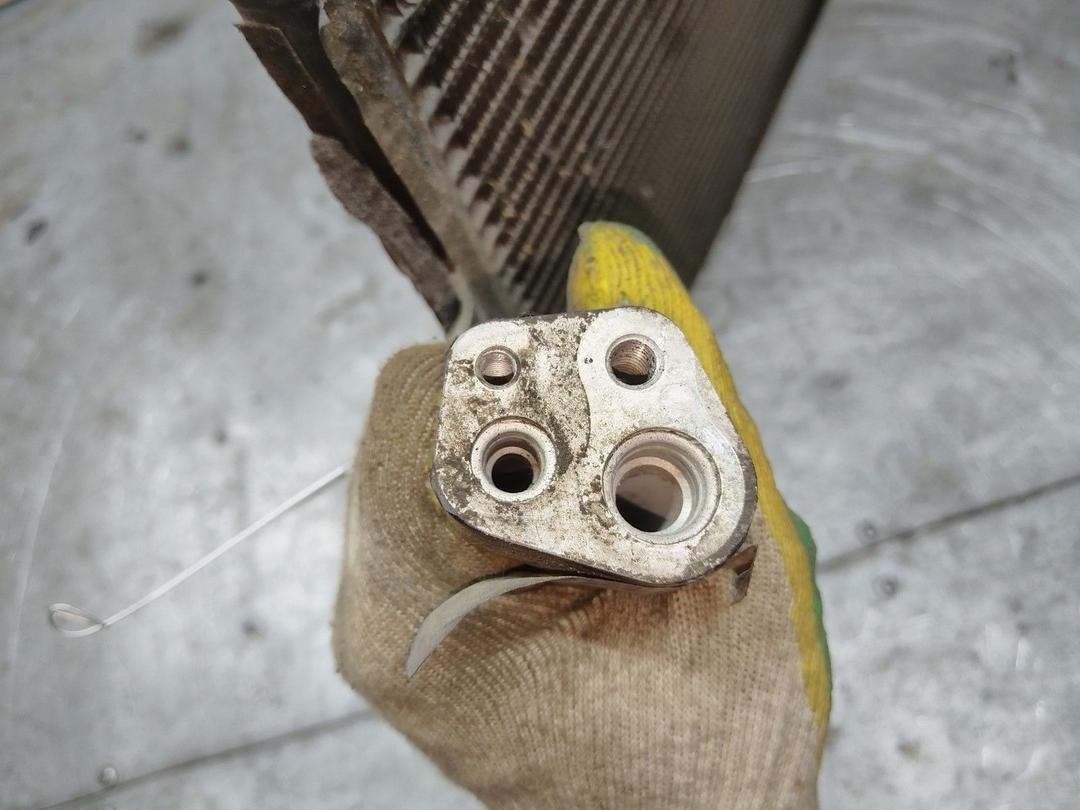 Радиатор кондиционера DHKE2C Volvo V40 купить в магазине запчастей бу