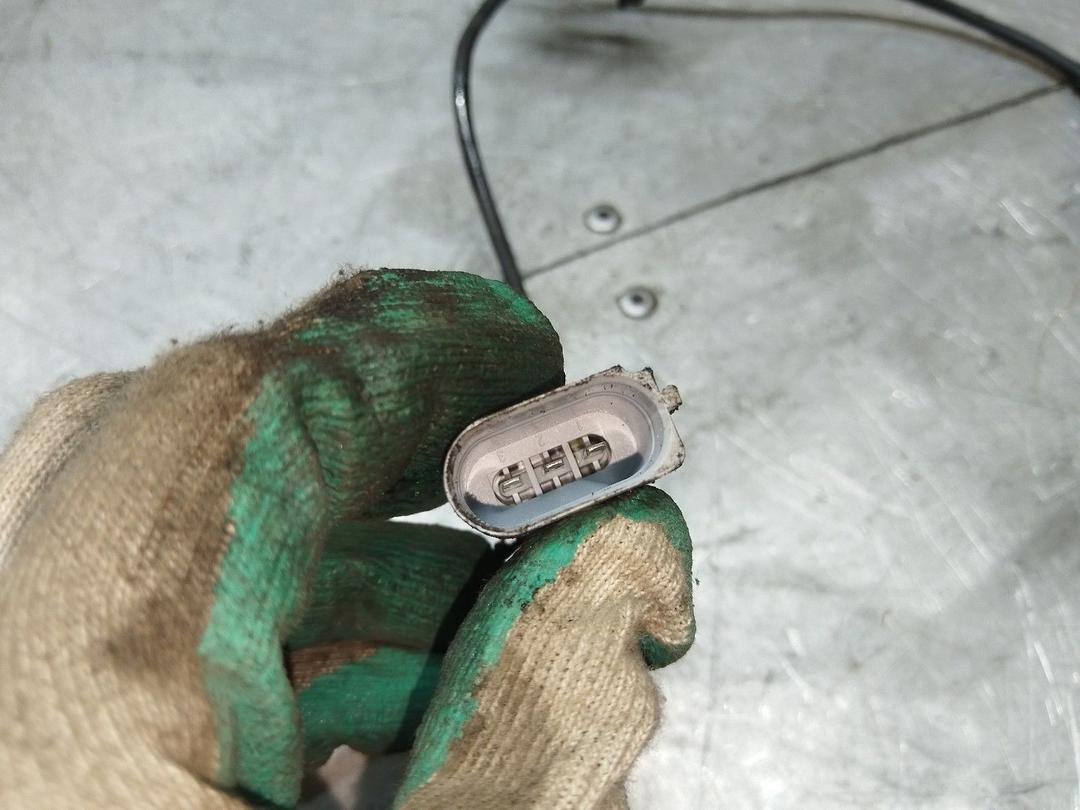 Датчик коленвала 2RU1UC Volkswagen Golf - Фото 3