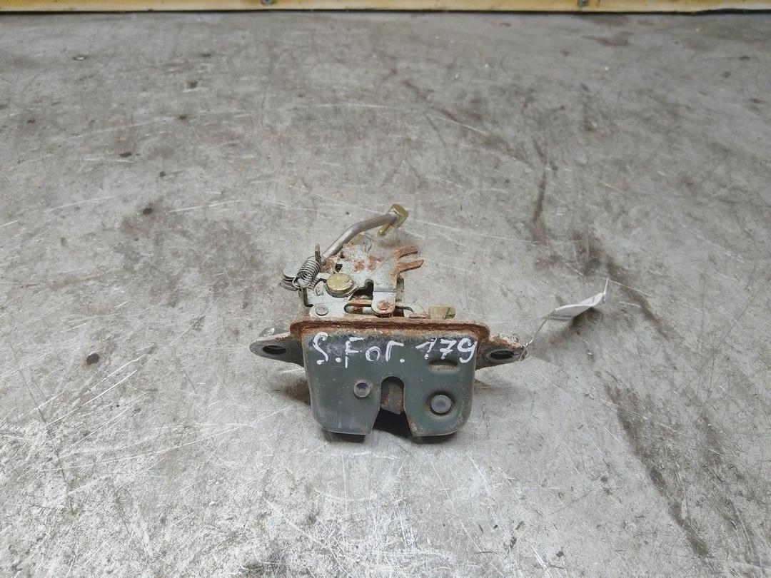 Замок багажника H9ITN0 Subaru Forester