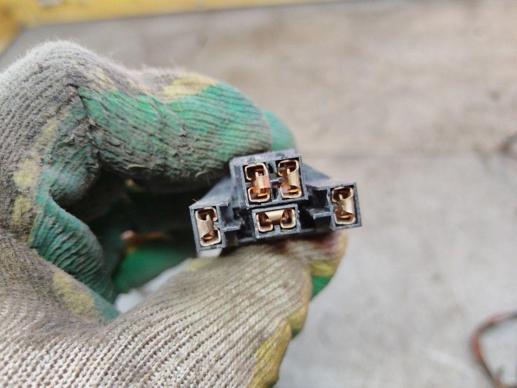 Проводка двери передней правой UC2RVH Audi A4 - Фото 6