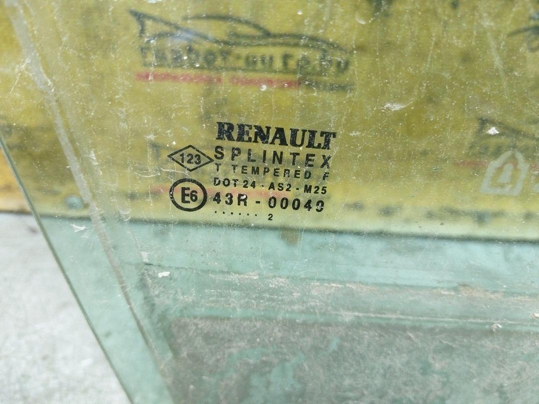 Стекло двери передней правой 5H08Q4 Renault Scenic купить