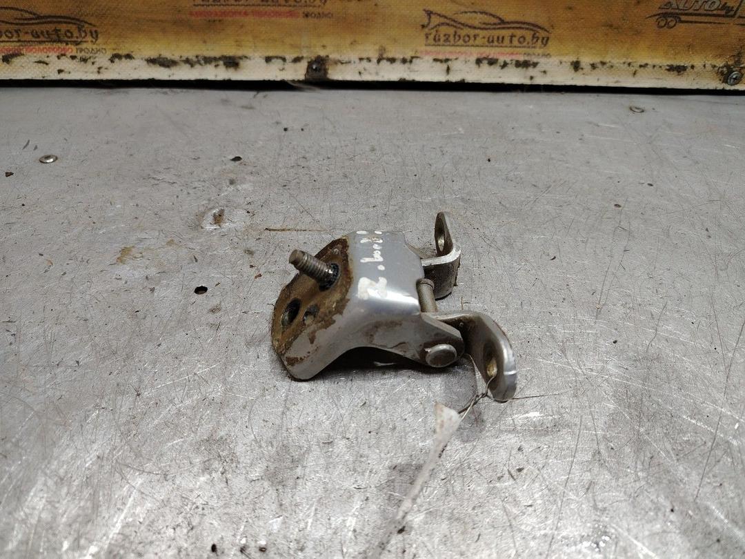 Петля двери задней левой UU2212 Nissan Primera - Фото 1