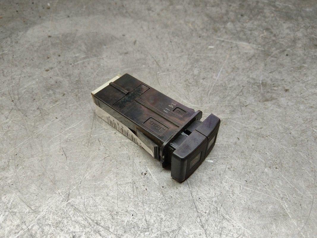 Кнопка противотуманных фар 6HDR8N Mazda Premacy - Фото 2