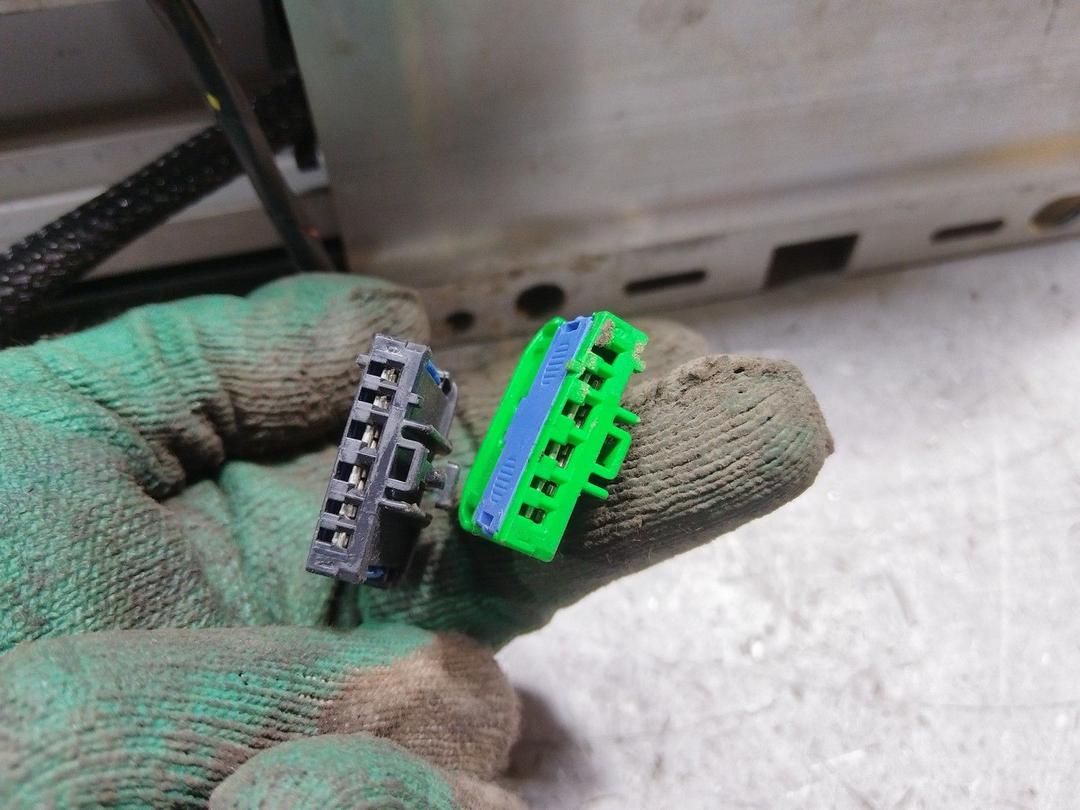 Подлокотник WUPGT4 Renault Scenic undefined