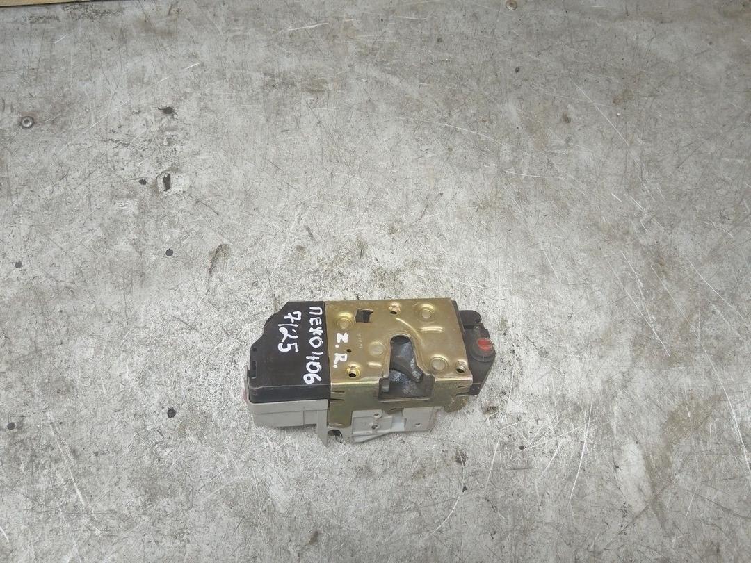 Замок двери задней правой 84MFLU Peugeot 406 - Фото 4