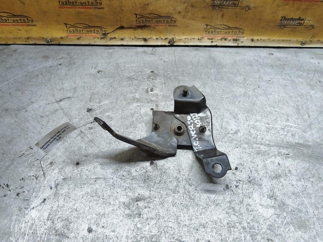 Крепление блока ABS 3YVSNH Toyota Corolla Verso