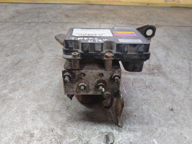 Блок ABS V7UAYH Toyota Yaris Verso - Фото 2