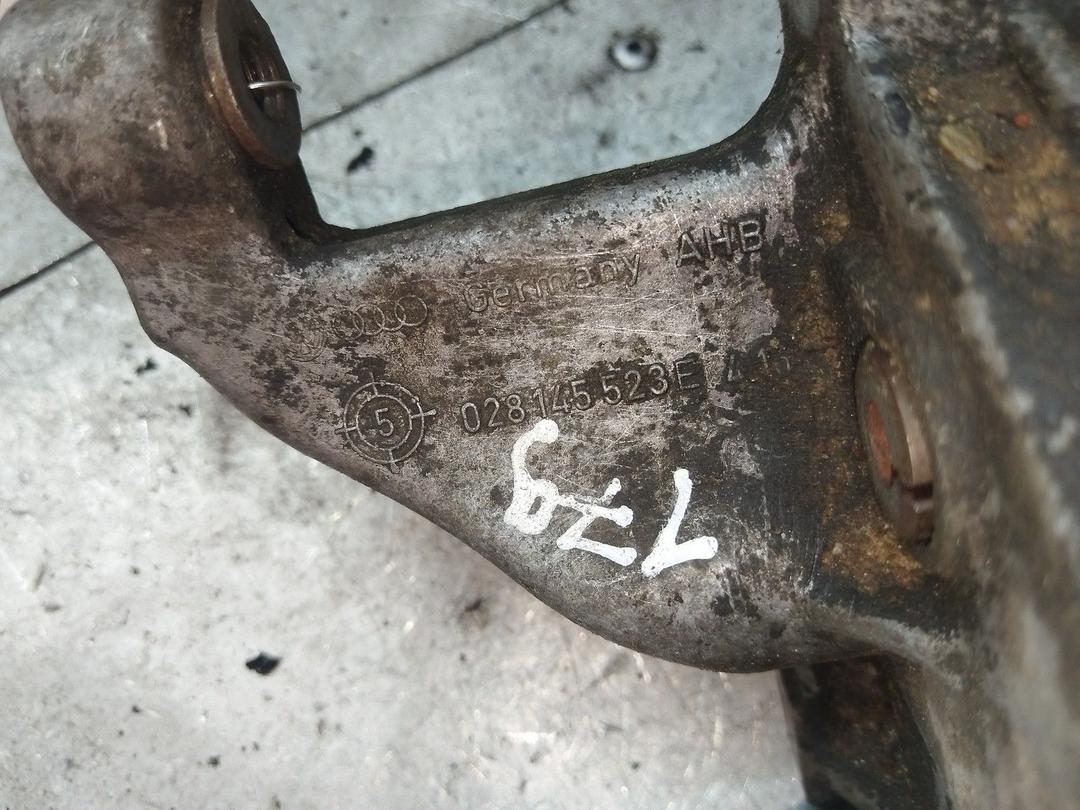 Кронштейн гидроусилителя 9CJO8H Volkswagen Sharan купить с доставкой