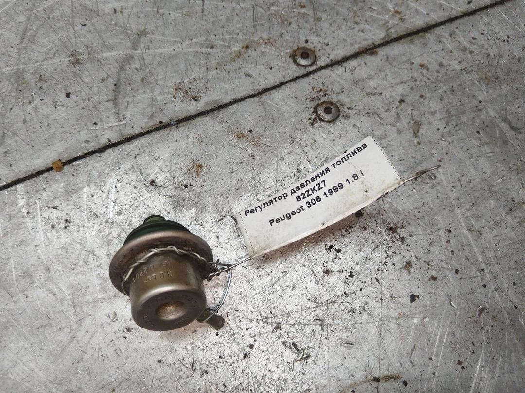 Регулятор давления топлива 82ZKZ7 Peugeot 306