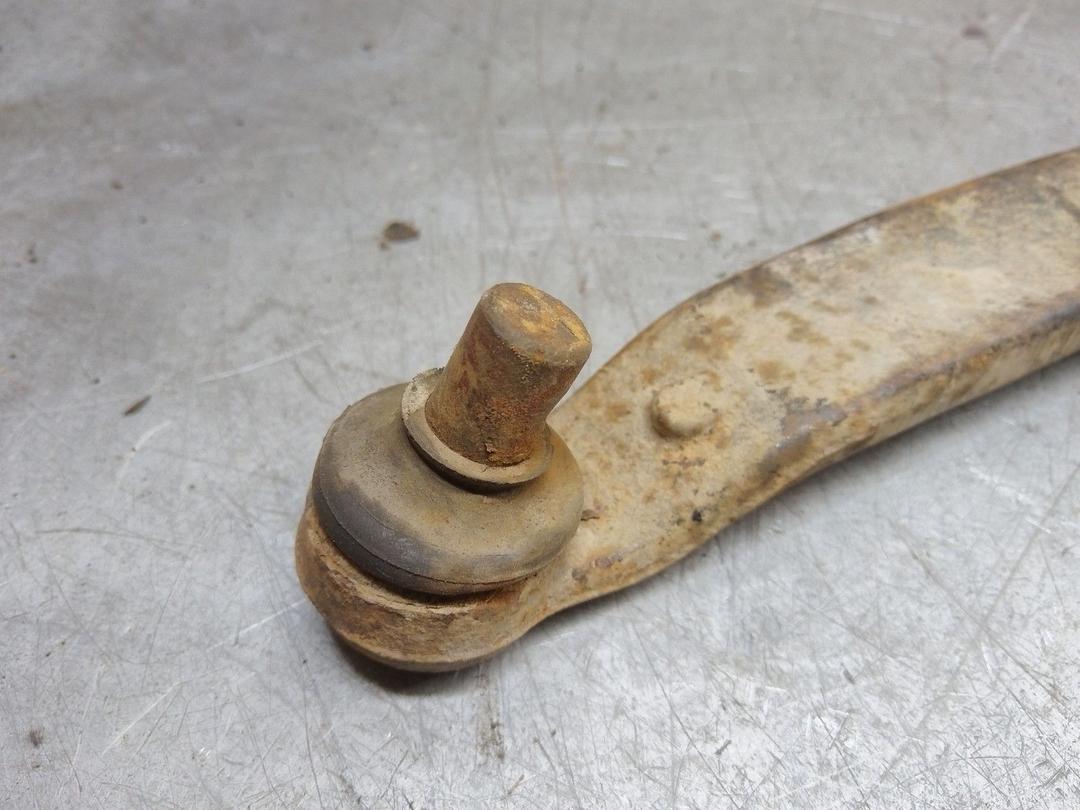 Рычаг передний правый FCCAIQ Peugeot Partner купить в магазине запчастей бу