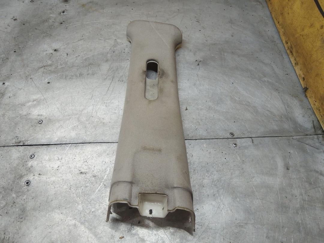 Обшивка стойки центральной левой 59GATC Hyundai Trajet