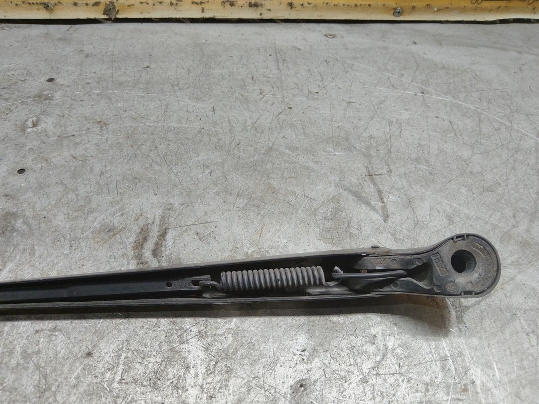 Щеткодержатель (поводок стеклоочистителя, дворник) 870BVR Citroen Xsara Picasso купить в магазине запчастей бу