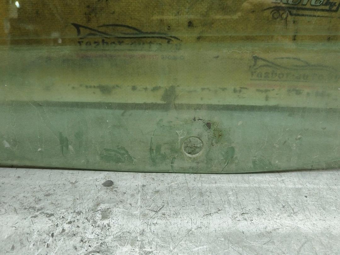 Стекло двери передней правой LI3BYF Fiat Punto купить с доставкой