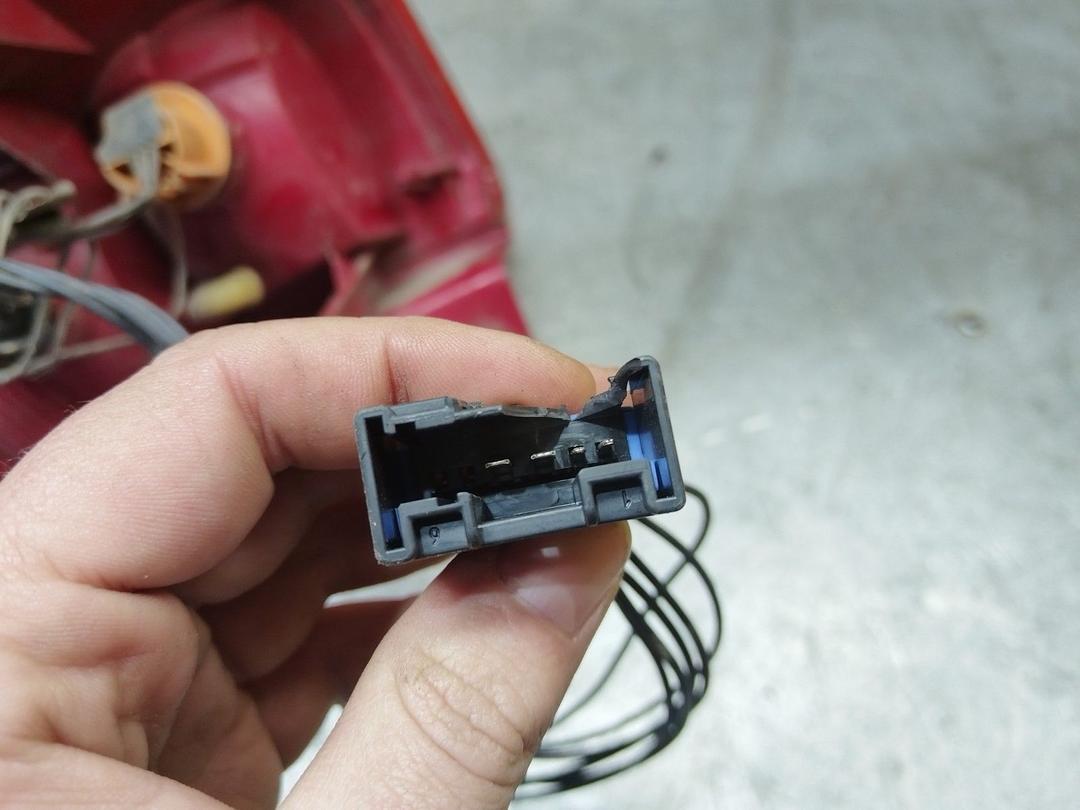 Фонарь задний левый 4TAI90 Citroen C4 - Фото 4