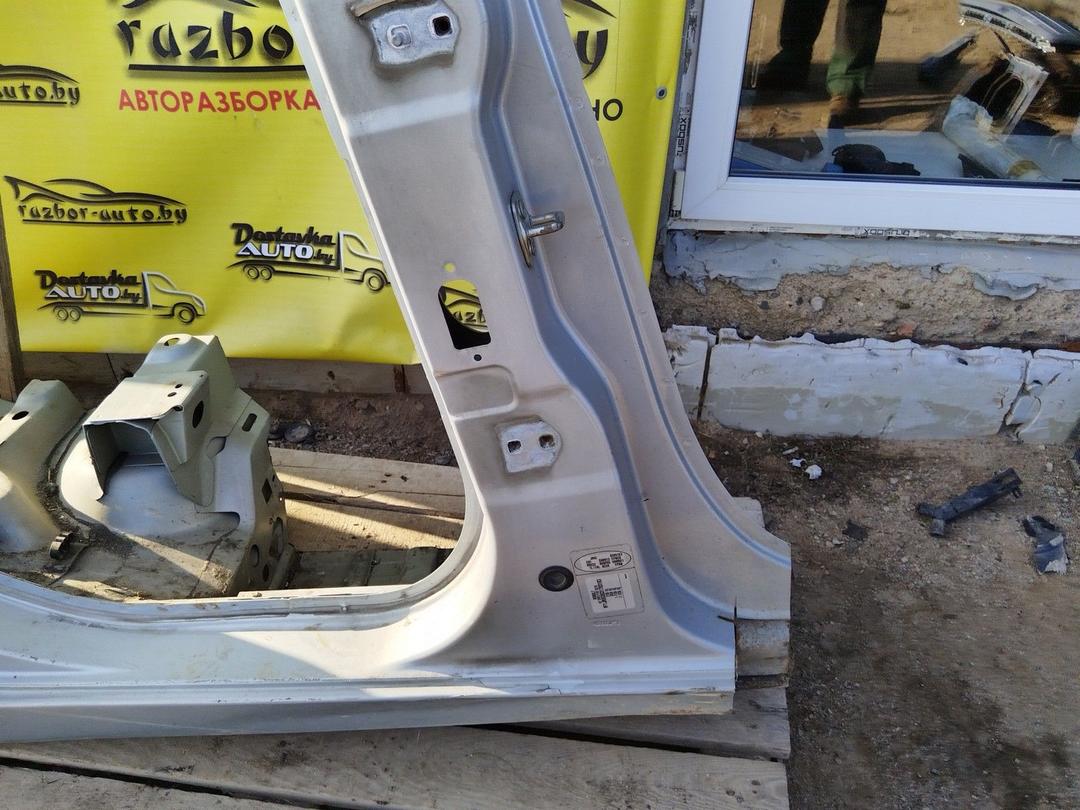 Стойка кузовная центральная правая 89DVJP Renault Grand Scenic купить