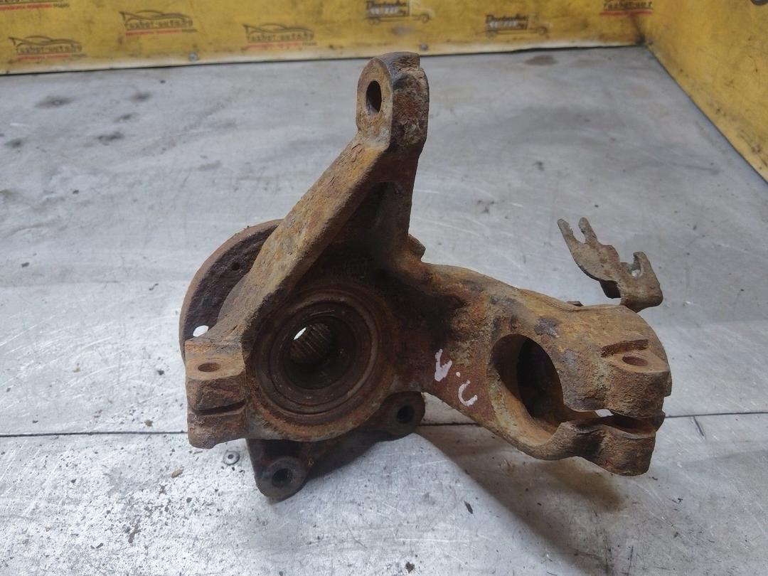 Кулак поворотный левый J6ZQYY Peugeot 306 купить