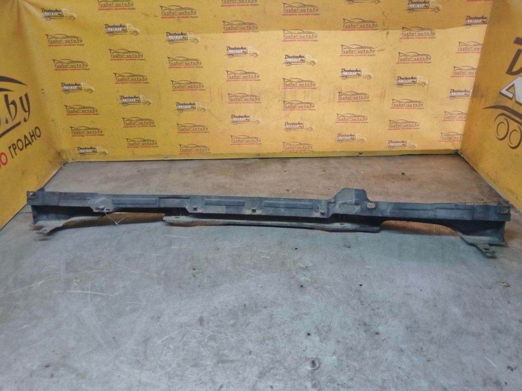 Кронштейн крепления бампера заднего KPT3SW Nissan Note купить