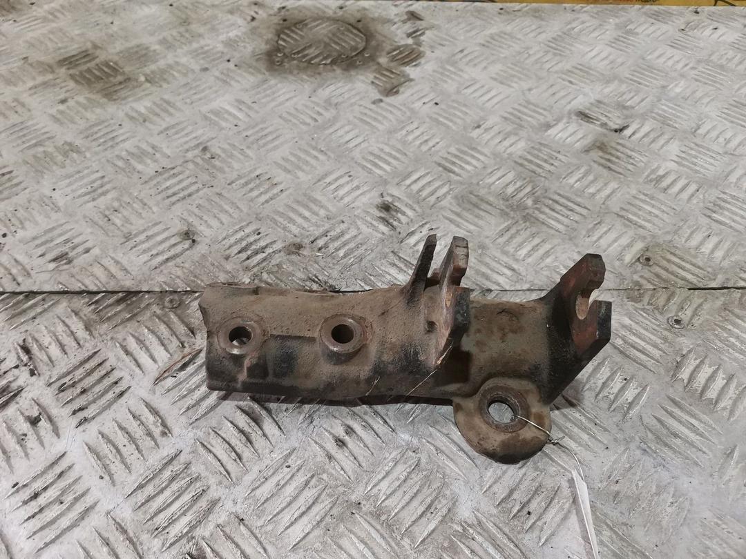 Кронштейн двигателя Z0USM7 Peugeot 406 - Фото 1